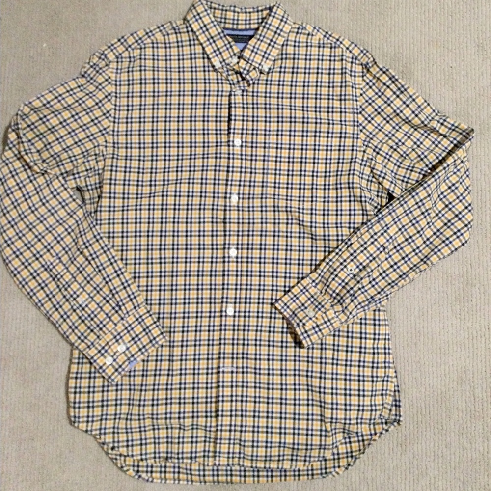 Men’s Banana Republic dress shirt